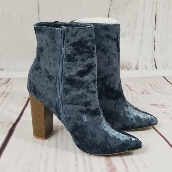Shoes - Blue Crushed Velvet Pointed Toe Heeled Boo…